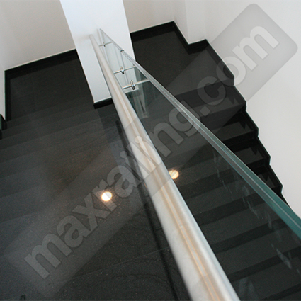 Парапети със стъкло